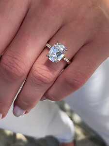Anillos de compromiso solitarios de 3 quilates con diamante de laboratorio de corte cojín estilo mina antigua, joyería fina de lujo para boda, oro macizo de 14K y 18K - Product Image 1