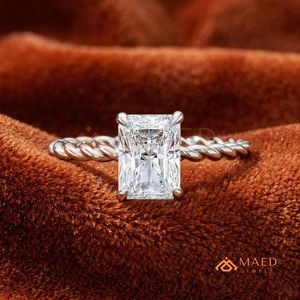 Bague de fiançailles en argent sterling 925 avec moissanite taille radiant, diamant de laboratoire, bijoux de mariée pour femme, luxe USA - Product Image 1