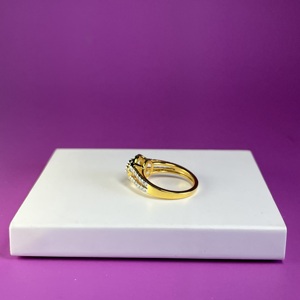 Bague en or jaune 14 carats avec diamant naturel rond taille brillant certifié GGL, clarté H Si1, look classique, pour mariage et cadeau pour elle - Product Image 4