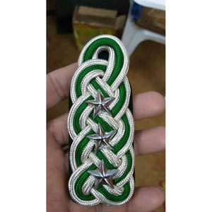 Epaulettes Profesionales para Uniforme, Insignias de Hombro con Franja Dorada, OEM, para Uniformes de Tripulación, a Precio Económico - Product Image 4