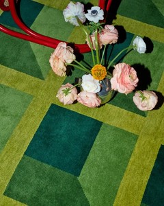 Elegant Modern Geometric Hand Knotted Wool <b>Rug</b> Green Solid Color Washable PET Friendly Reversible Non-Slip High Pile for Home - Product Image 4
