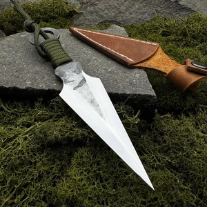 Couteau de chasse artisanal en acier au carbone de qualité industrielle avec étui en cuir pour le camping en plein air - Product Image 3