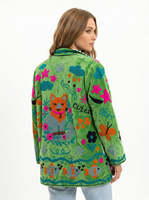 Veste en velours réversible pour femme, style contemporain, audacieuse, avec broderie Suzani, manteau artistique affirmé