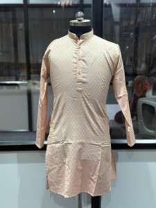 Vente flash : Kurta moderne pour hommes, design élégant pour les mariages, les événements culturels et les tenues décontractées, disponible en grande quantité - Product Image 5