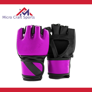 Guantes Profesionales de MMA y Boxeo de Cuero PU con Logotipo Personalizado, Cierre de Seguridad, Antideslizantes, Correa de Muñeca Ajustable, Hechos en Pakistán - Product Image 4