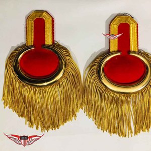 Epoleote Ceremonial Napoleónico Hecho a Mano con Flecos de Hilo Dorado y Rojo, Bordado a Mano, Ecológico - Product Image 1