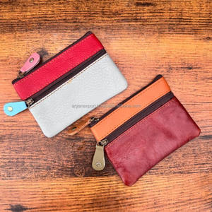 Cartera pequeña de cuero reciclado hecha a mano, monedero occidental de cuero colorido con cremallera para mujer, Cartera de cuero personalizada - Product Image 3