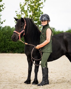 Gilet d'équitation personnalisé pour femmes |   Gilet matelassé pour l'équitation |   Vêtements d'équitation sans manches |   Marque privée OEM - Product Image 1