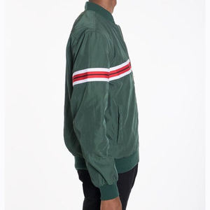 Blouson bomber vert pour homme, fermeture éclair intégrale, design rayé, coupe-vent, coupe classique, polyester, vêtement d'automne - Product Image 4