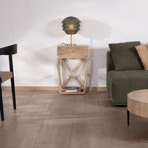 Mesita de noche Vandana Crystal Line en un estilo retro y elegante, hecha de madera de mango - Product Image 6