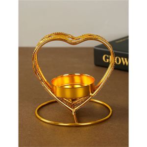 Portavelas de Metal Moderno en Forma de Corazón Dorado, Centro de Mesa Decorativo de Alambre de Hierro para Velas, Decoración Romántica para Bodas y Hogar - Product Image 1