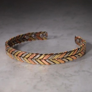 Bracelet en cuivre de créateur, bracelet fait main, bracelet tendance, fabricant OEM ODM - Product Image 3