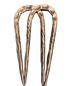 Palillos de pelo de cuerno de búfalo de flor tallada opulenta de lujo y alfileres de cuerno de vaca y buey de lujo para un estilo sofisticado - Product Image 1