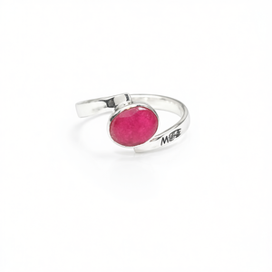 Anillo de Moissanita Rubí de 2.8 Gramos, Elegante y con Estilo, Categoría de Producto - Product Image 2