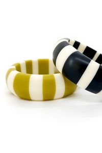 Eco Friendly <b>Resin</b> Bangle Bracelet Handmade Fashion Jewelry Wholesale Custom Jewelry Manufacturer - Product Image 5