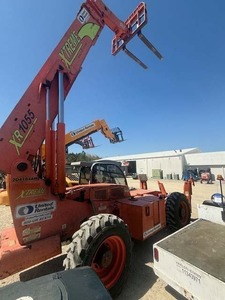 2018 XR1055 Telehandler Premium Heavy Lifting Construction Equipment Wholesale Supply - Product Image 2