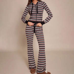 Conjunto de Salón Personalizado para Mujer, Chándal de Punto a Rayas de 2 Piezas, Sudadera con Capucha de Manga Larga y Pantalones Largos, Ajuste Holgado Informal para Todas las Estaciones - Product Image 1