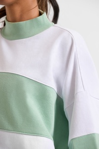 Custom Logo Women Spring Oversized <b>Pullover</b> <b>Jumper</b> Long Sleeves Drop Shoulder Turtleneck Sweatshirt Cotton Double Layer Sweats - Product Image 4