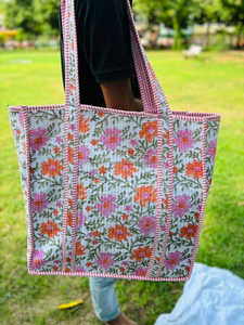 Bolso de mano bohemio acolchado grande de gran tamaño para mujer, estampado de bloque abierto de algodón hecho a mano para viajes de compras de playa durante la noche - Product Image 6