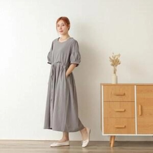 Robe midi en lin biologique pour femme, col en V, avec nœud, manches courtes, coupe ample, style A-line, vintage, taille haute, respirante, faite main, avec poches, design personnalisé - Product Image 1