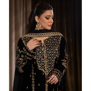 ผ้ากำมะหยี่ปักลายแฟชั่นเรียงตามลำดับพื้นล่างสุดด้วยสีดำ dupatta - Product Image 6