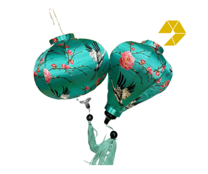 Linterna de Seda de Hoi An, Forma Redonda, con Diseño de Pájaro Grulla y Patrón Floral, en Tela de Satén de Seda Verde Azulado, para Exteriores, Vietnam - Product Image 1