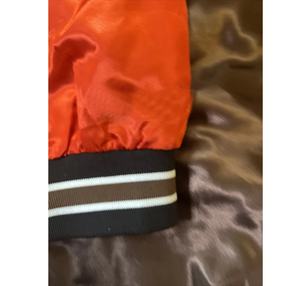 Chaqueta universitaria de satén personalizada de alta calidad El mejor material de satén 2025 Hombres Mujeres Diseño de chaquetas de béisbol con letras - Product Image 6