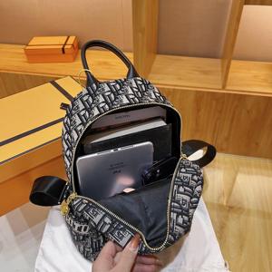 Hot-Selling Luxury Vintage Geometric Unisex <b>Backpack</b> 2026 New Fashion <b>Canvas</b> Zipper Closure Portable Square Large Capacity - Product Image 4