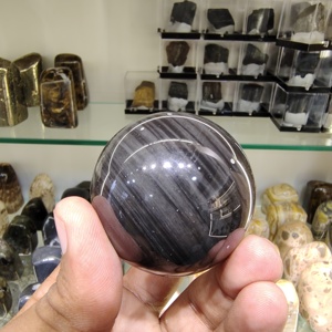 Sphère en obsidienne à reflets argentés naturels, sphère en cristal d'obsidienne noire polie pour la vente en gros - Product Image 3
