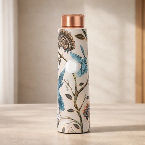 Bouteille d'eau en métal crème avec motif palmier et floral, portable pour les voyages, emballage personnalisé, gourde en cuivre - Product Image 4
