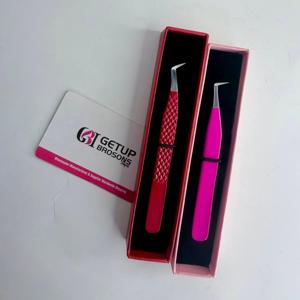 Pince à cils professionnelle en acier inoxydable à pointe argentée, revêtement poudré rouge rose, marque privée, pour extensions de cils, emballage inclus - Product Image 4