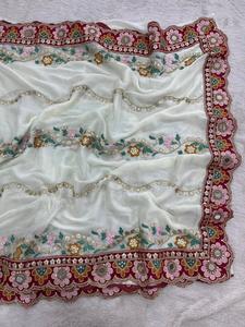 Sari indien ethnique de créateur, orné de paillettes, pour toutes les occasions spéciales et les événements, tenue tendance pour femmes. - Product Image 2