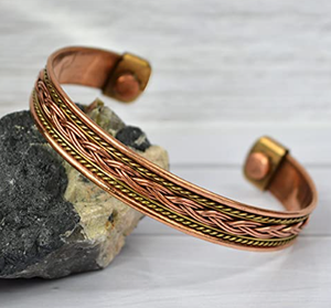 Geometric Crosshatch <b>Grid</b> Engraved Magnetic Solid Copper Wristband Bracelet Fashionable <b>Metal</b> Jewelry Exquisite Design - Product Image 5