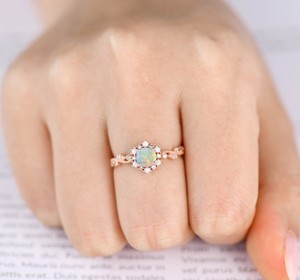 Bague de fiançailles et d'anniversaire de luxe pour femme, en opale de feu éthiopienne naturelle, argent sterling 925, or rose, faite à la main - Product Image 2