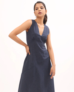 Vestido Azul Sólido de Línea A para Mujer, Corte Entallado, Midi hasta la Rodilla, Formal, con Tejido de Punto Estampado Digital - Product Image 3