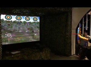 เครื่องยิงเลเซอร์โปรเจคเตอร์แบบอินเทอร์แอคทีฟปืนจำลองสำหรับสวนสนุกอาร์เคดและสนามเด็กเล่น - Product Image 2