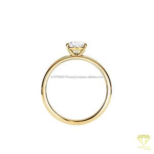 Anillo de Compromiso de Moissanita Ecológico y Delicado para Mujer con Estilo Elegante y Detalles Refinados Disponible al Mejor Precio - Product Image 3