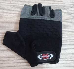 Gants de sport Geo Brothers, demi-doigts, respirants, anti-transpiration, adhérence légère, vinyle de haute qualité, personnalisables, fitness - Product Image 3