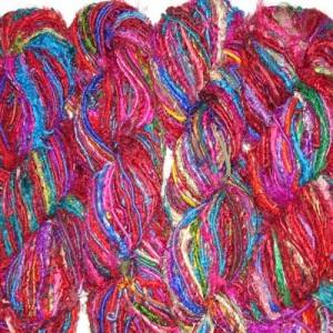 Fil torsadé à la main de fabrication indienne, fil de banane soyeux, prix abordable, belles combinaisons de couleurs, fil recyclé pour le tissage et le tricot - Product Image 2