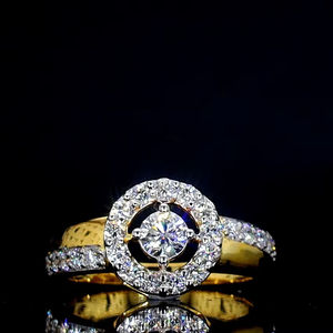 Bague de fiançailles halo en diamant de laboratoire, or jaune 14 carats, taille brillant rond, quatre griffes, pavé, pour mariage et anniversaire, certifiée IGI, pour elle - Product Image 1