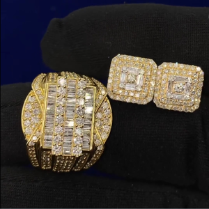Bague unisexe en argent sterling S925 plaqué or avec diamant de laboratoire taille baguette serti clos, style hip-hop, cadeau idéal pour fiançailles et soirées - Product Image 1