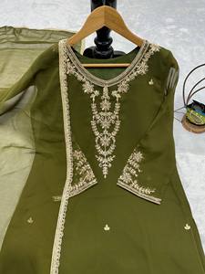 Ensemble Kurta Palazzo Dupatta brodé vert olive pour femmes, longueur au sol, costume traditionnel Salwar pour mariage - Product Image 4