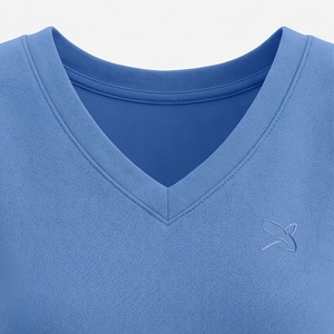 Conjunto Deportivo de 2 Piezas Azul para Mujer, Top Corto sin Mangas con Cuello en V y Pantalones Cortos por Encima de la Rodilla, Tejido Sólido Transpirable - Product Image 4