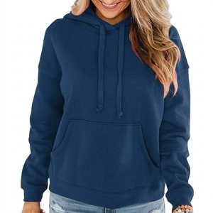 Sweat-shirt à capuche en polaire pour femme, haute qualité, très tendance, disponible dans toutes les versions. - Product Image 4