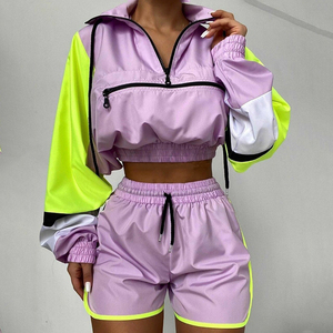 Conjunto de chándal cortavientos de poliéster con revestimiento personalizado para mujer, con cremallera resistente al agua y diseño artístico personalizado, conjunto impermeable. - Product Image 5