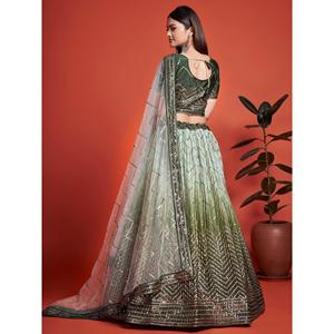 Lentejuelas verdes atractivas Chinon Mehendi Wear Lehenga Choli - Product Image 3