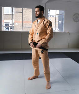 Uniformes Personalizados de Alta Resistencia para Artes Marciales Mixtas (BJJ) y Karate, Diseñados para Máxima Comodidad, Venta al Por Mayor - Product Image 1