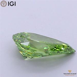 Elegancia Atemporal, Diamante Cultivado en Laboratorio con Certificado IGI, Corte Pera de 1.00 Quilates, Color Verde Intenso, Claridad VVS2 - Product Image 3