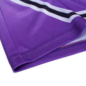 Uniformes de Baloncesto Ligeros, Cómodos, Transpirables, de Secado Rápido, con Costuras Resistentes, Jersey de Baloncesto Personalizado con Conjunto de Pantalones Cortos - Product Image 4