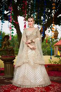 Colección Roop Bridal Couture Traje de novia pesado completo con impresionantes adornos de piedra Jarkhan Blusa detallada y Dupatta - Product Image 6